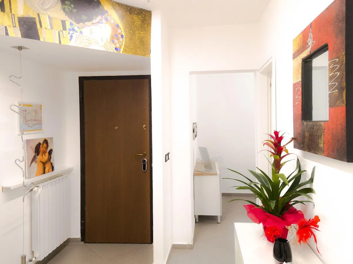 B&B Ricci Livorno Bed & Breakfast
